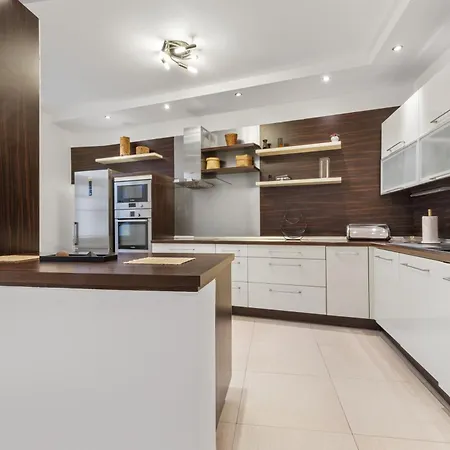 Apartament Grand Elegant - Center Bratysława