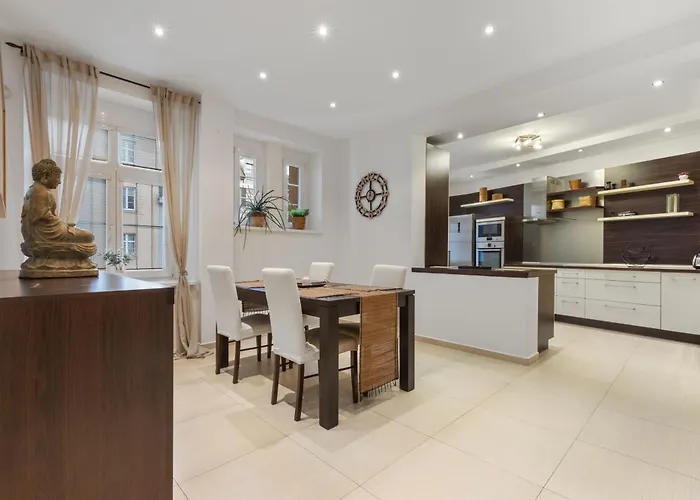 Grand Elegant - Center Lägenhet *