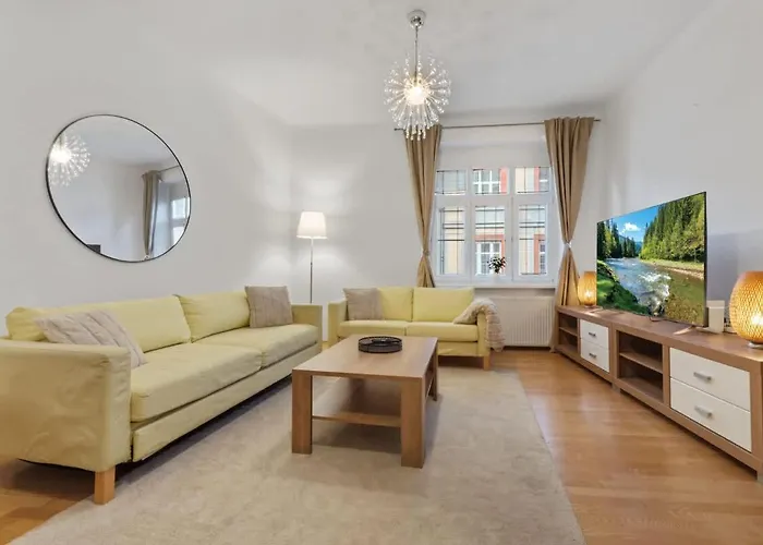 Grand Elegant - Center Lägenhet