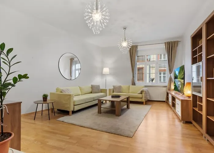 Grand Elegant - Center Lägenhet Bratislava