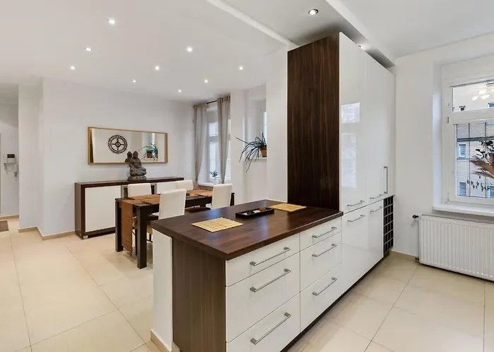 Grand Elegant - Center Lägenhet Bratislava