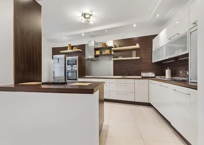 Grand Elegant - Center 아파트 *